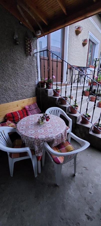 Guest House Kukera بافل بانيا المظهر الخارجي الصورة
