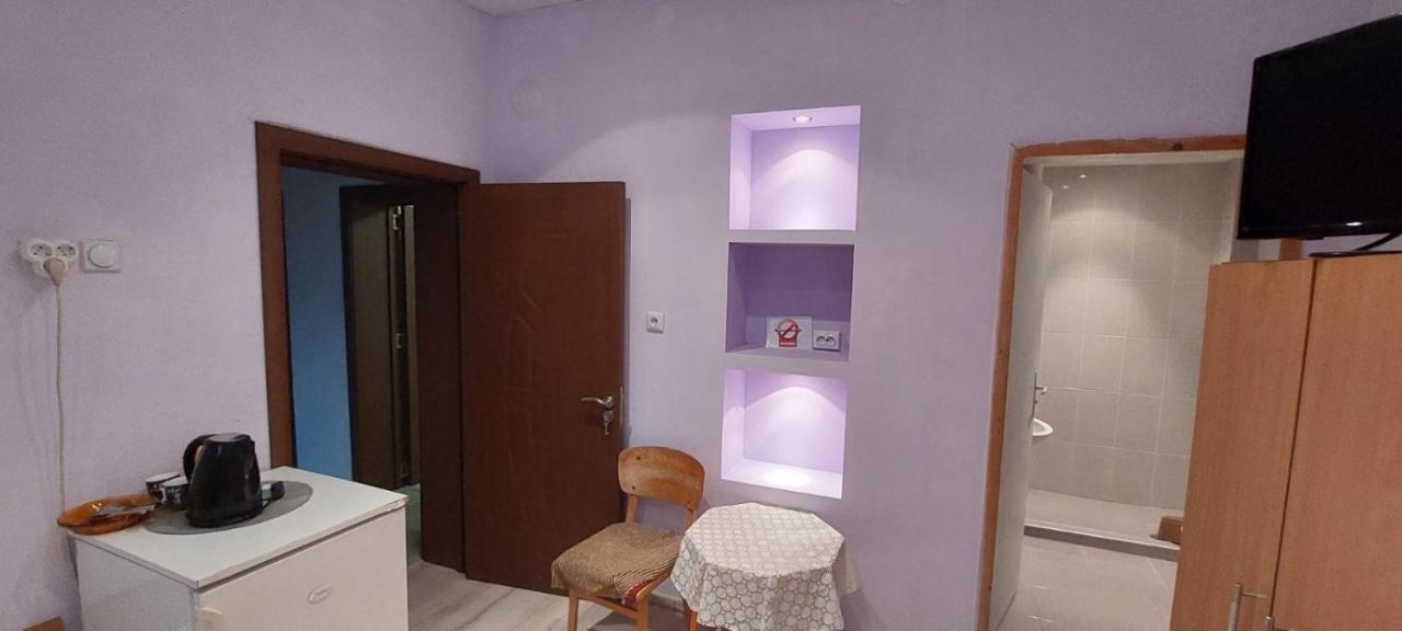 Guest House Kukera بافل بانيا المظهر الخارجي الصورة