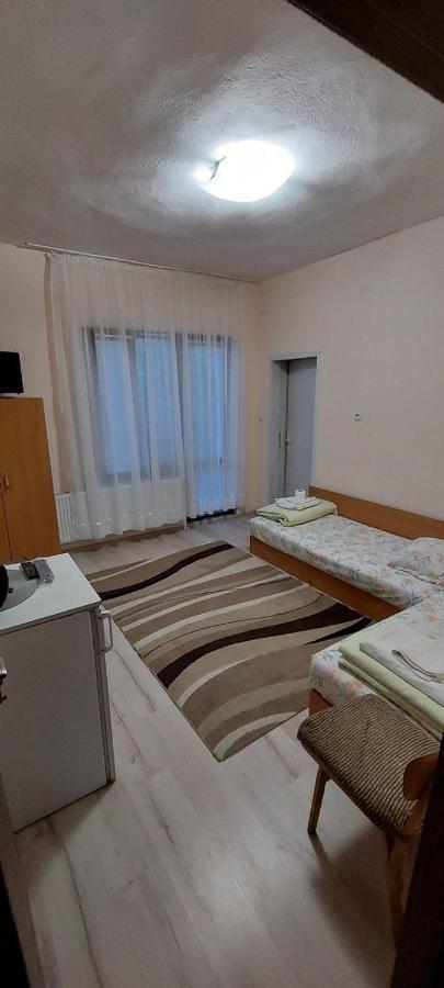 Guest House Kukera بافل بانيا المظهر الخارجي الصورة